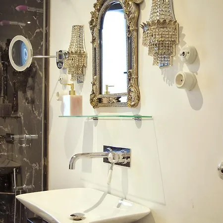 Апарт-отель Purple Dog