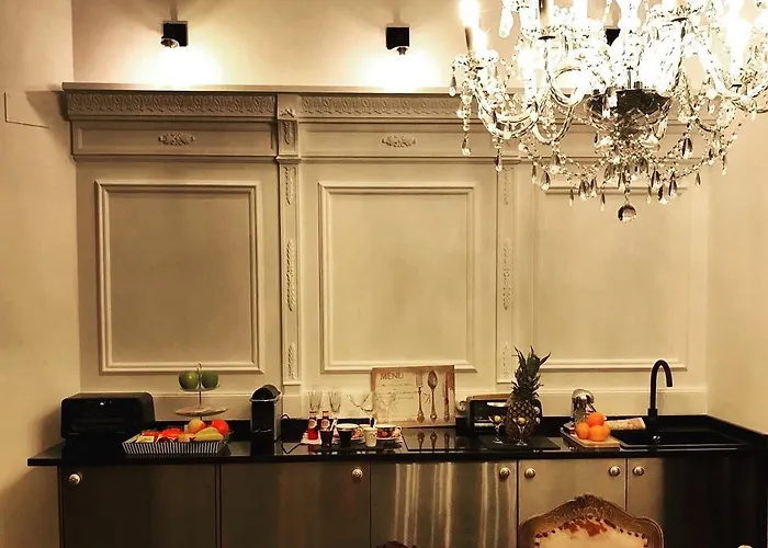 Purple Dog Aparthotel